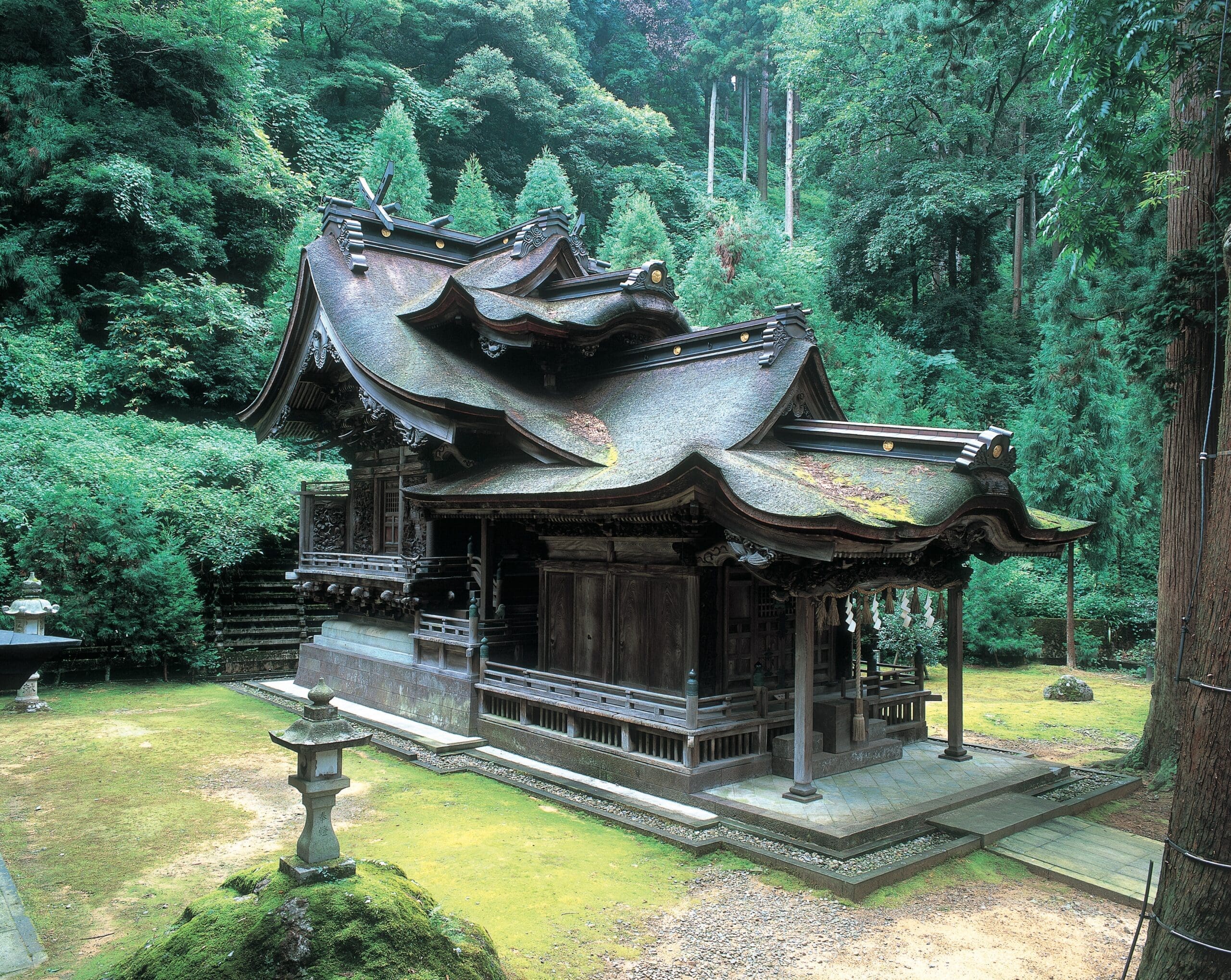 Okamoti Otaki Shrine in the city of Echizen